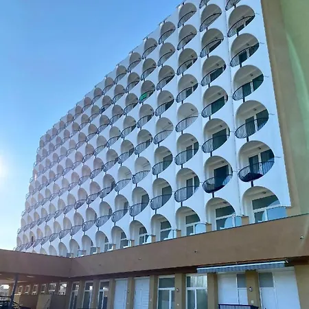 Апартаменты Sunset Apartman